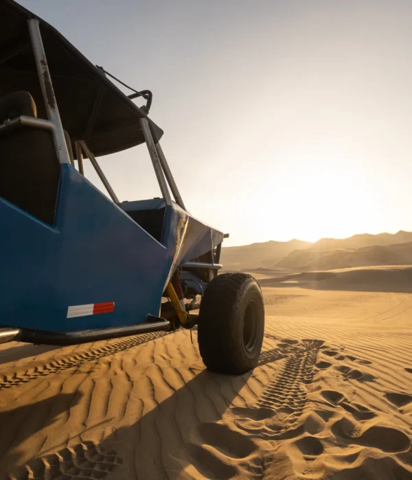 Dune buggy and sandboarding tour in Huacachina - Wayki Bus Door to Door Service